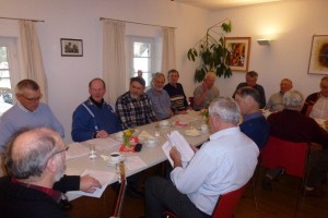 4. Liederkranz-Sänger - welches Lied singen wir jetzt . . . (P1030878)