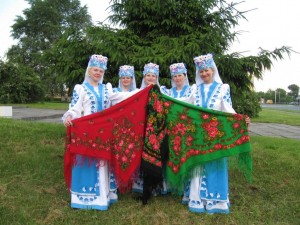Folklore-Ensemble ''Wesnjanka'' - Kleingruppe, Brest am 02.06.2010 (IMG_6299т-1)