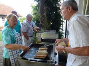 Unsere Grillmeister (P1100973)
